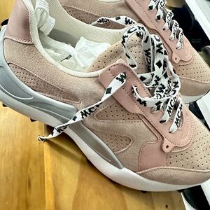 MCM pink sneakers 38.5)8/8.5)